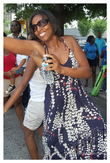 atl_carnival_parade_2011_part2-177