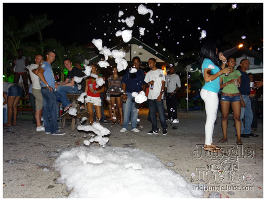 bananas_cooler_fete_2011-045