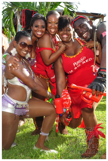st_lucia_carnival_tuesday_2011_pt2-011