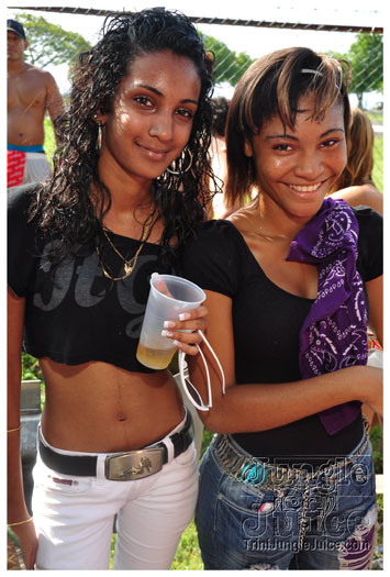 st_lucia_carnival_tuesday_2011_pt2-054