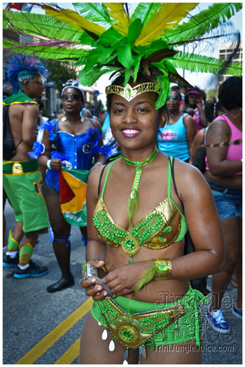 atl_carnival_parade_2012_pt1-025