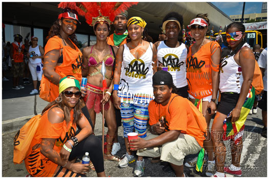 atl_carnival_parade_2012_pt1-039