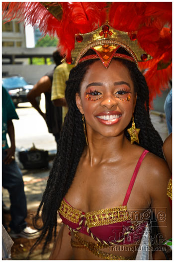 atl_carnival_parade_2012_pt2-019