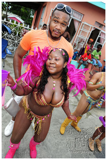 kadooment_day_baje_2012-107