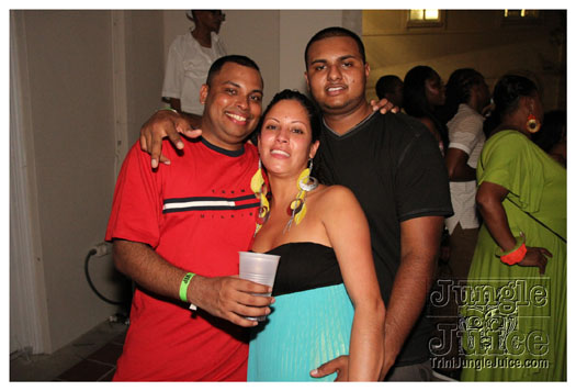 rave_miami_2012_oct6-024