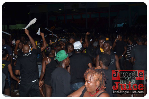 black_rave_svg_2013-041