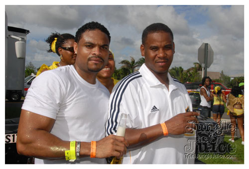 broward_carnival_2008_pt2-083