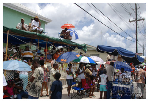 kadooment_day_2008_pt1-108