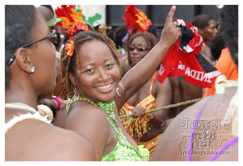 kadooment_day_2008_pt1-114