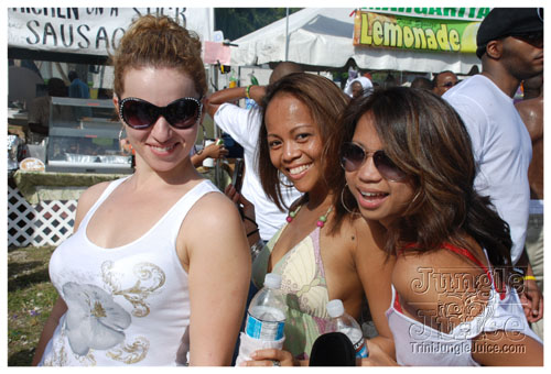 miami_carnival_2008_pt1-185