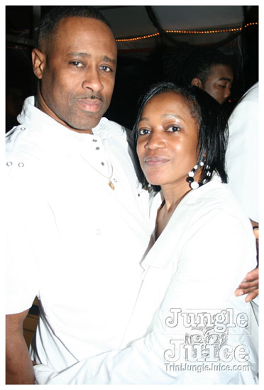 black_and_white_boatride_may23-048